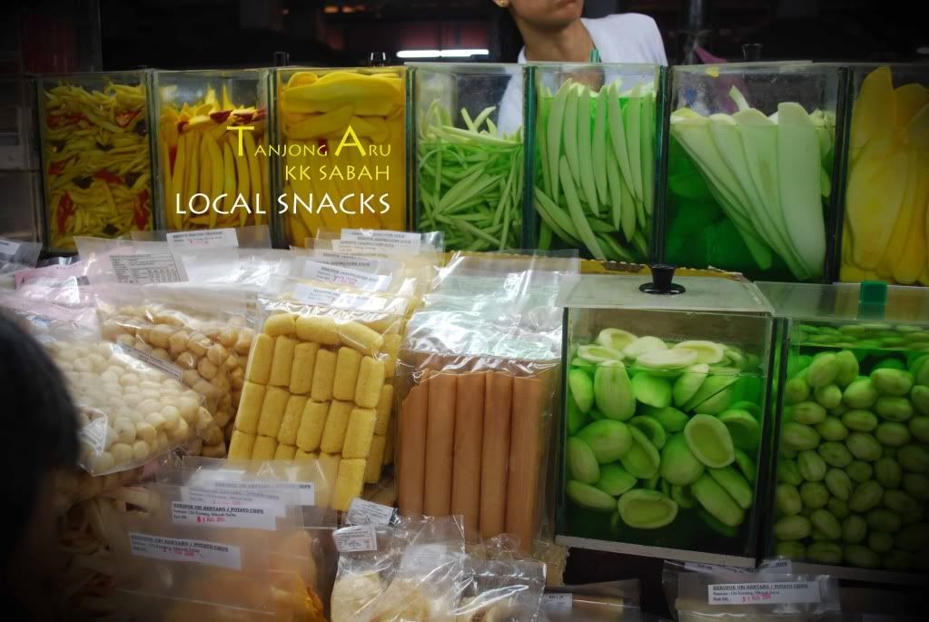 Local Snack &amp; Fruits, KK Sabah