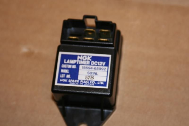 KUBOTA NGK GLOWPLUG LAMPTIMER S81NL PN 1569465990 WITH PLUG AND LAMP