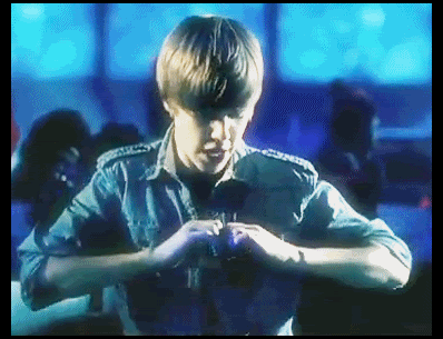 justin bieber heart. Justin#39;s heart lt;3 to someone