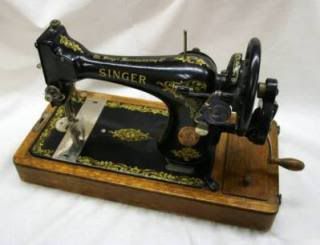 Blog_SingerSewingMachine-400.jpg