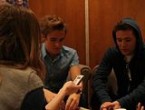 http://i422.photobucket.com/albums/pp310/mcflyworldru/McFly%20in%20Argentina%202009/th_l_911ecd144b73469095ab75c37069e6b6.jpg