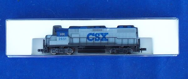 CSX 2651 ~ GP 38 2 ~ KATO 176 013 N SCALE  